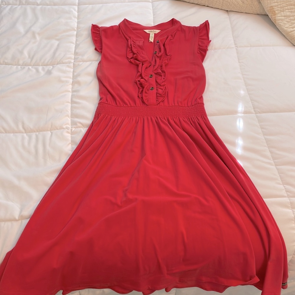 Matilda Jane coral flutter sleeve dress. Size small.